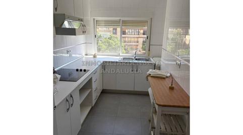 Foto 2 de Piso de alquiler en Centro, Almería Capital