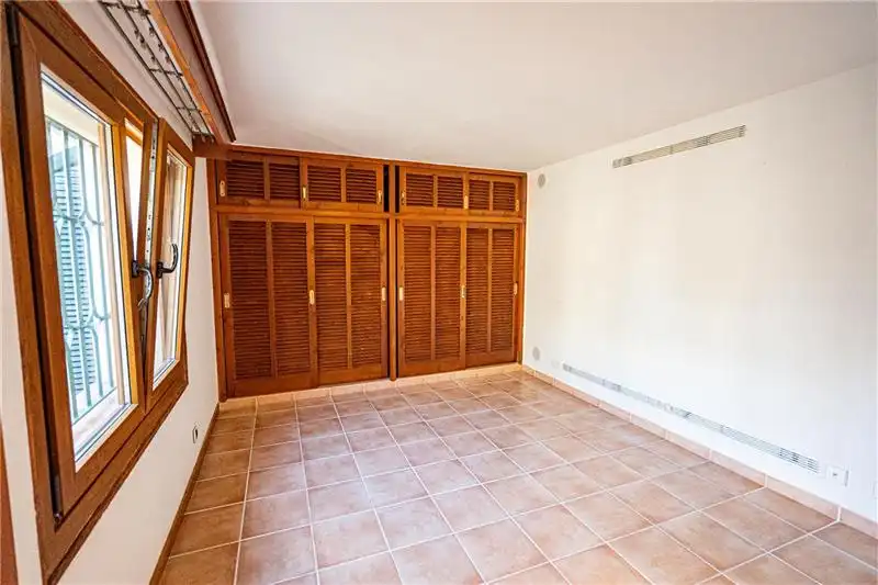 Erdgeschoss zum Verkauf in Pollença mit Klimaanlage und Terrasse