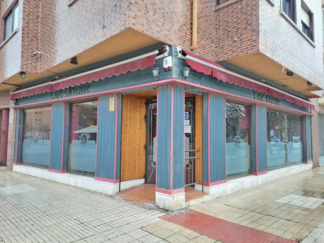 Gewerbefläche zur Miete in Calle Gonzalo de Berceo, imagen 4