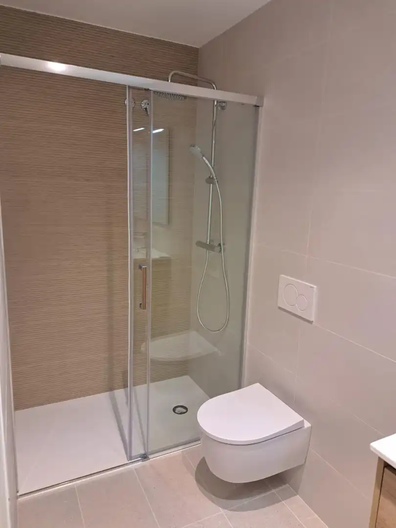 Bany de Pis en venda en Pineda de Mar amb Aire condicionat, Calefacció i Parquet