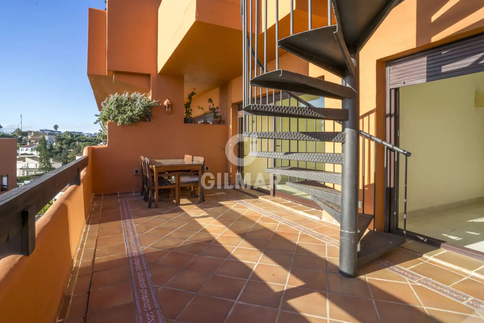 Terrassa de Dúplex en venda en Estepona amb Calefacció, Jardí privat i Traster