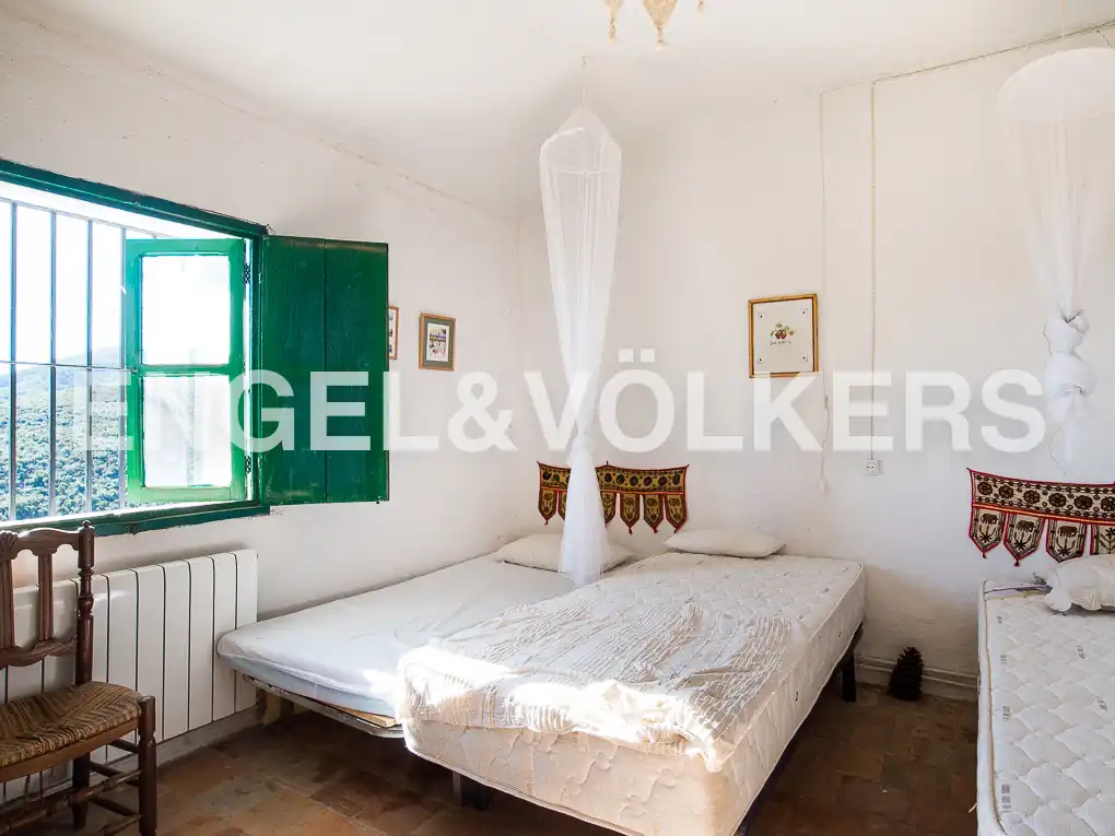 Habitación de Finca rústica en venta en Segorbe con Calefacción, Jardín privado y Trastero