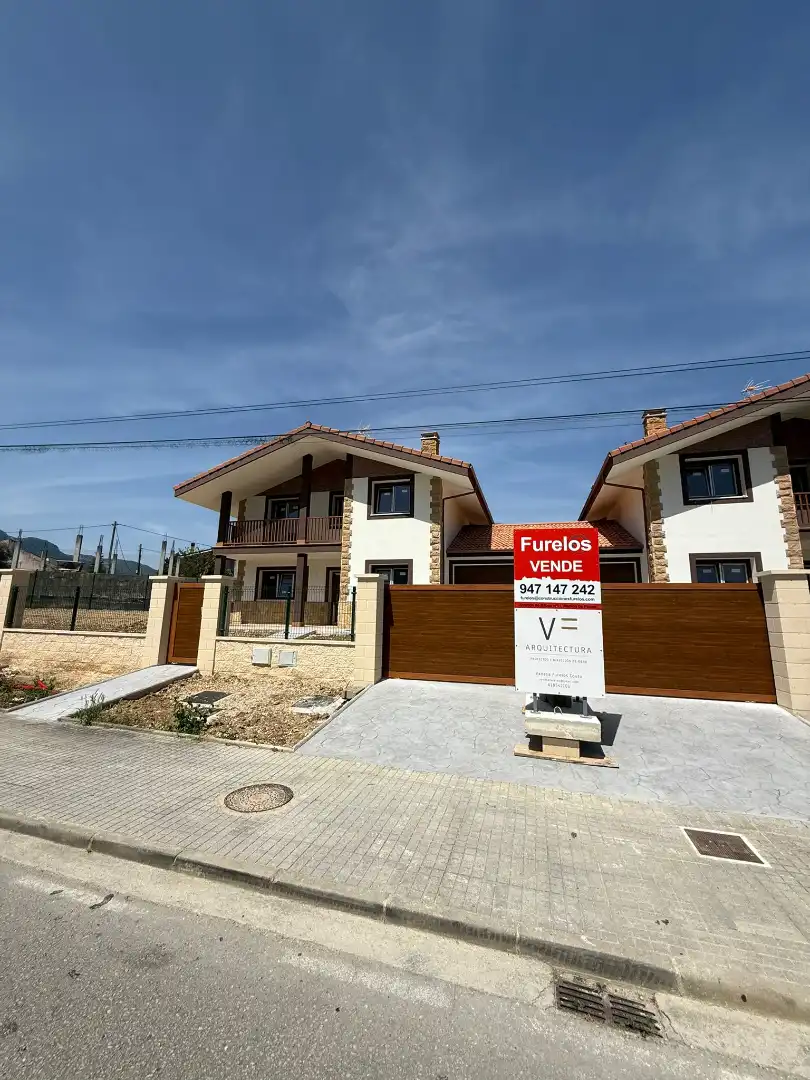 Calle los Rollos, 1, Valle de Mena