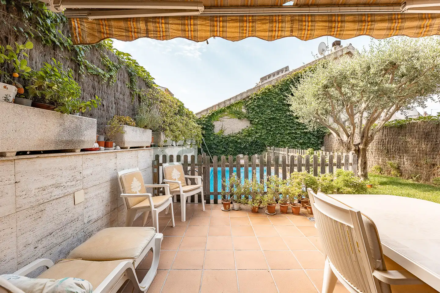 Einfamilien-Reihenhaus zum Verkauf in Carrer del Maestrat, Zona Esportiva