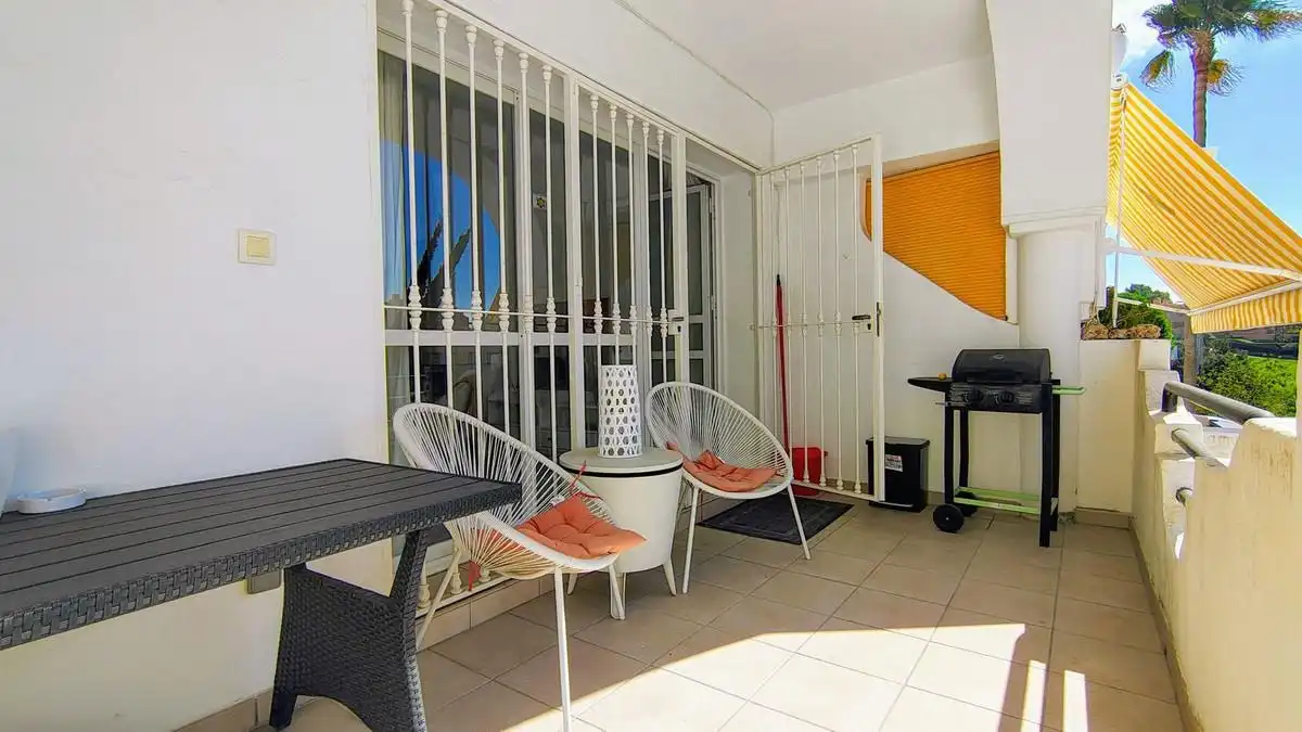 Balcony of Houses for sale in Elviria - Cabopino