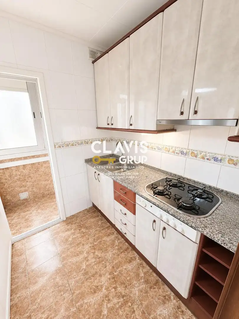 Kitchen of Flat for sale in Barcelona  with Air Conditioner, Terrace and Balcony