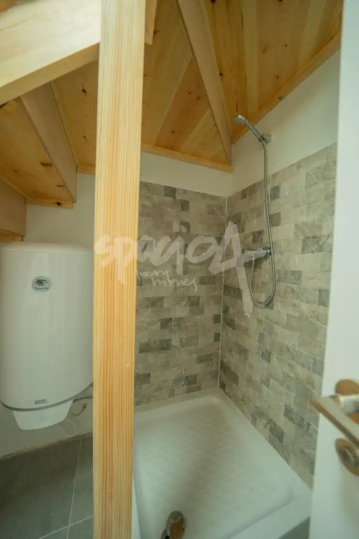 Bathroom of Flat for sale in Méntrida  with Heating, Parquet flooring and Storage room