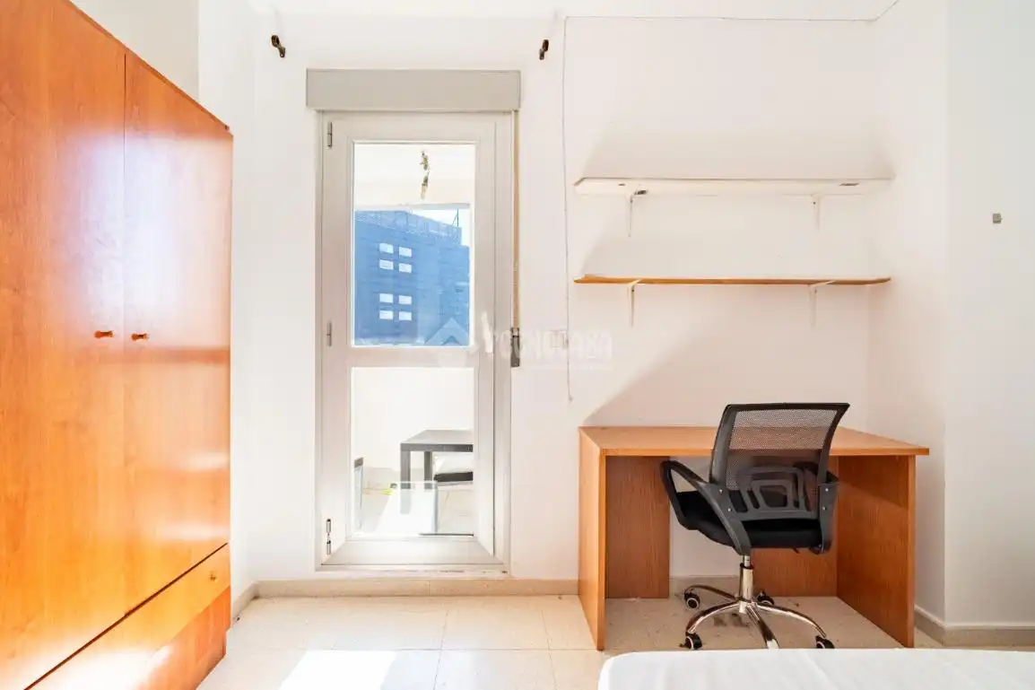 Habitación de Piso en venta en Granada con Aire acondicionado, Calefacción y Amueblado