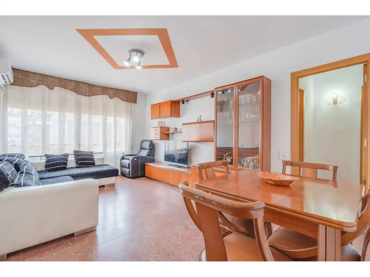 Living room of Flat for sale in Terrassa  with Air Conditioner