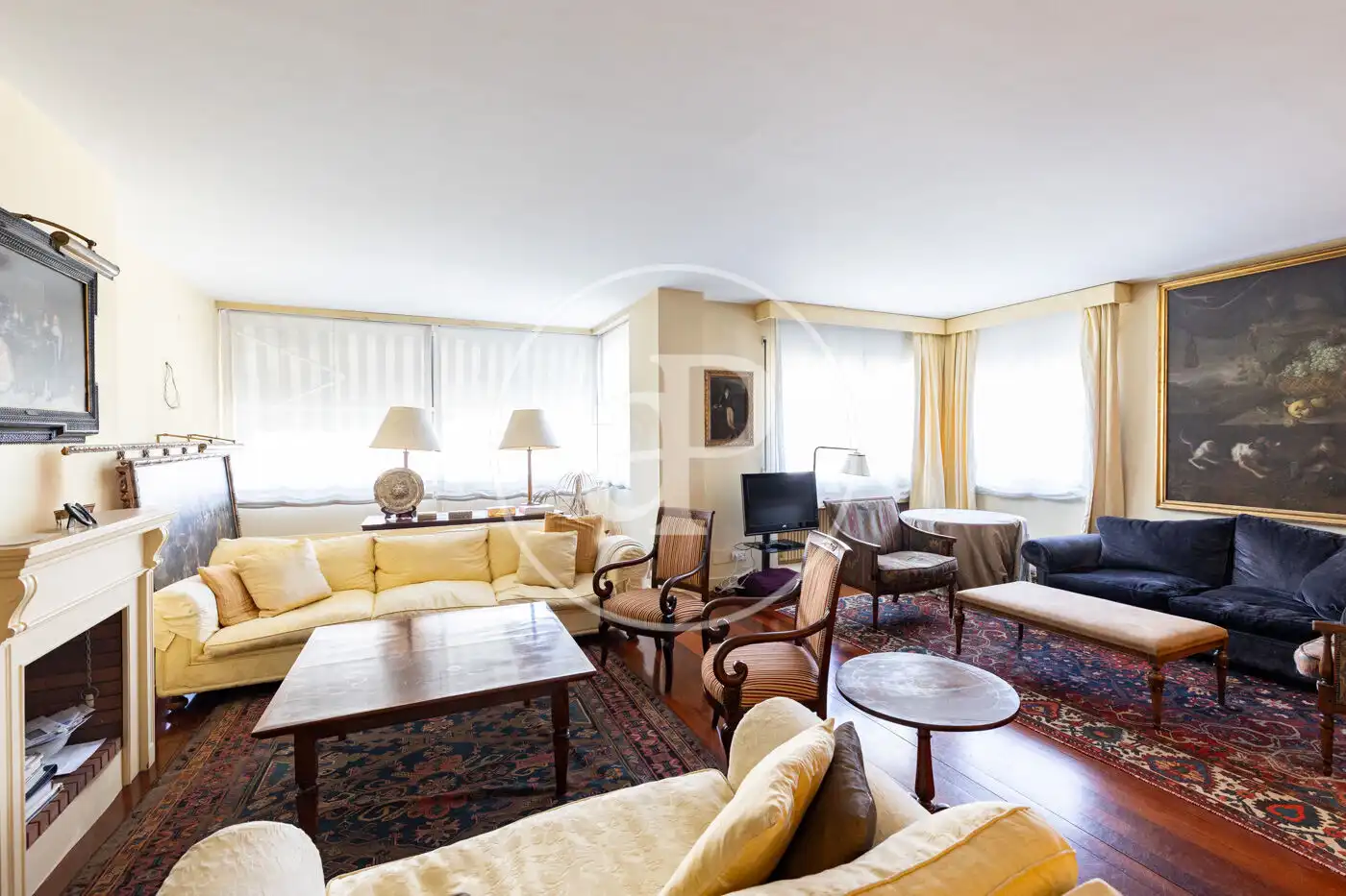 Wohnzimmer von Wohnung zum Verkauf in Barcelona mit Klimaanlage und Heizung