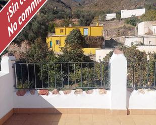 Vista exterior de Casa o xalet en venda en Beires amb Terrassa i Balcó