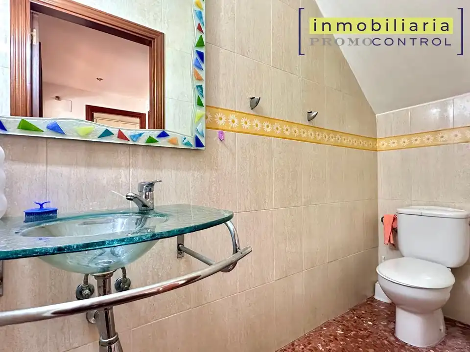 Baño de Casa o chalet en venta en Zuera con Aire acondicionado, Calefacción y Jardín privado
