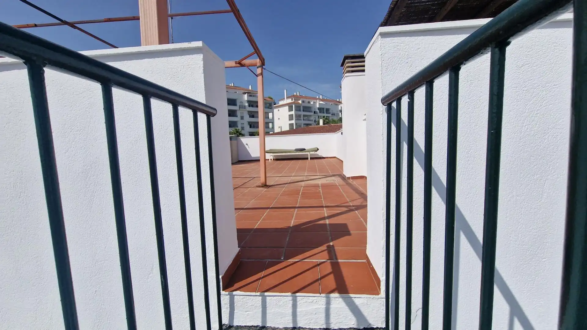 Piso con piscina en venta en Calle Calle Geranios 35, imagen 32