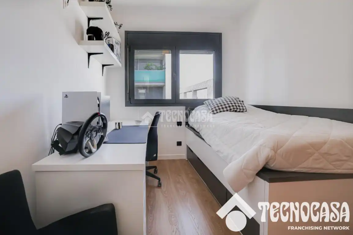 Habitación de Piso en venta en Viladecans con Terraza, Trastero y Amueblado