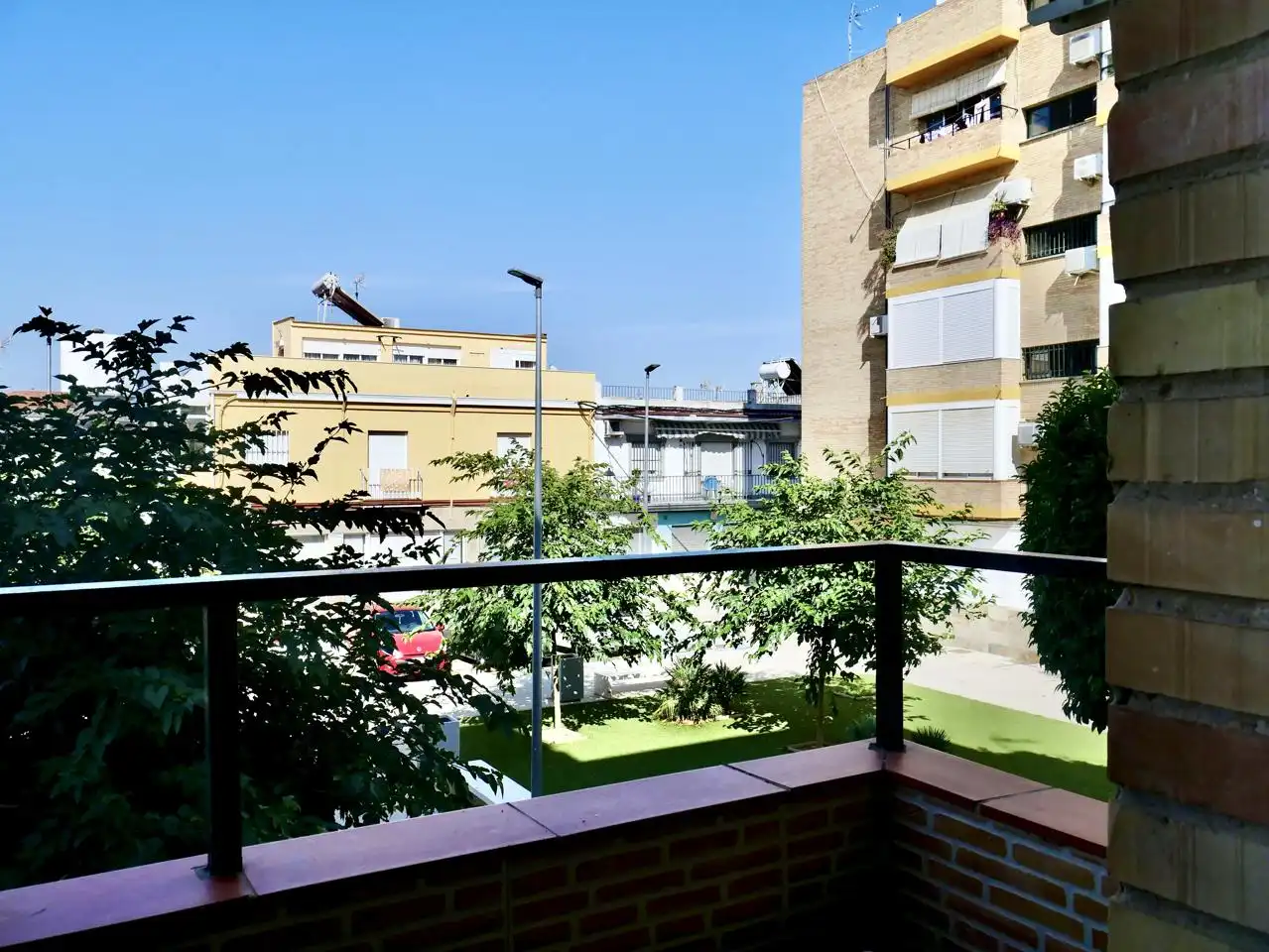 Exterior view of Flat for sale in La Rinconada  with Air Conditioner, Parquet flooring and Terrace