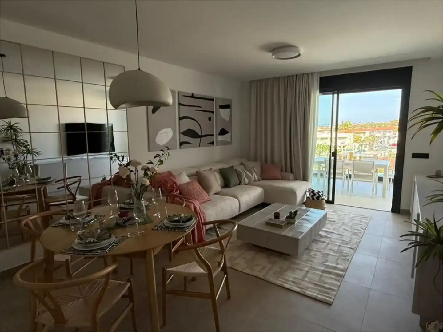 Wohnzimmer von Wohnung zur Miete in Adeje mit Schwimmbad