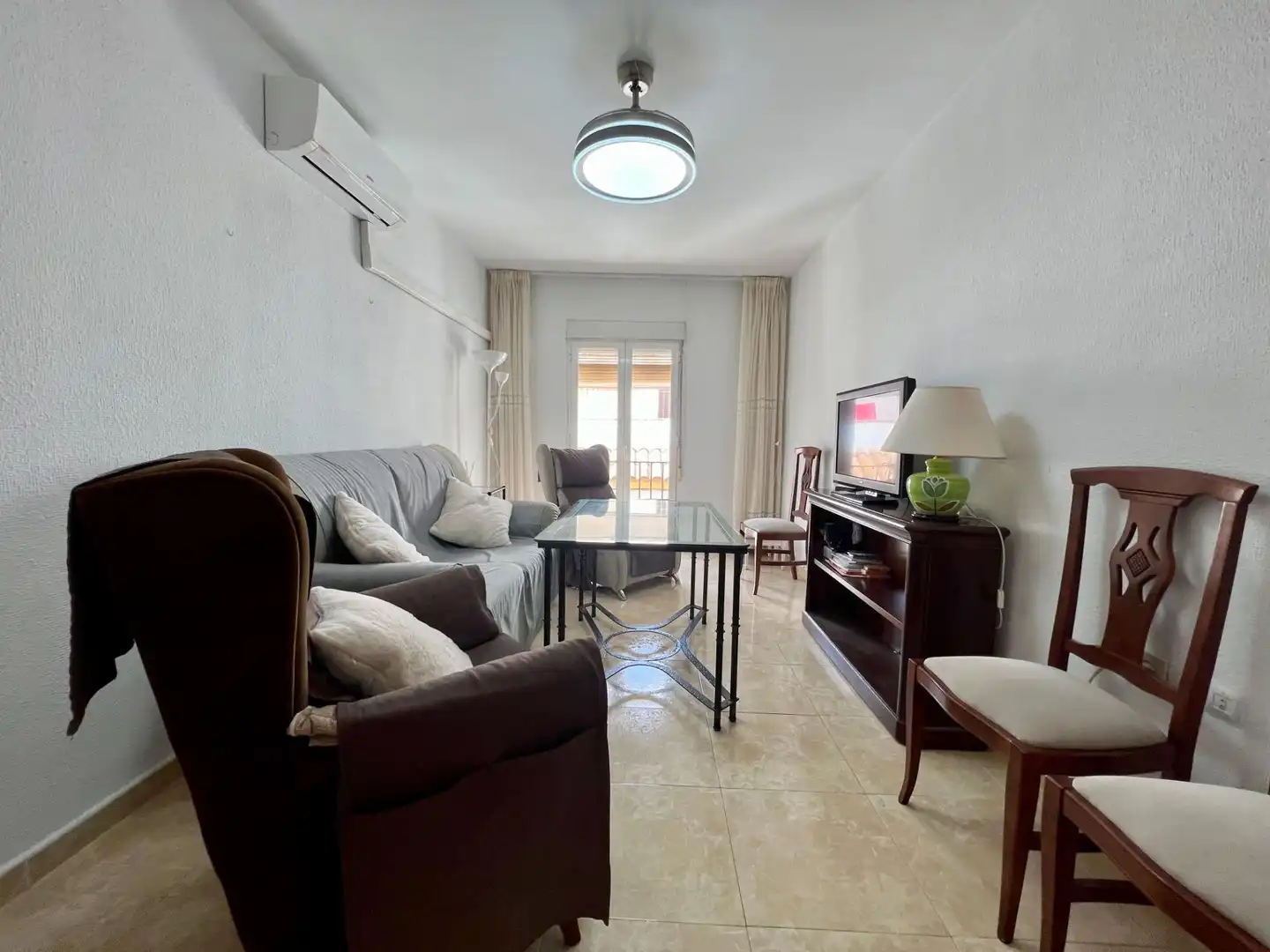 Wohnzimmer von Wohnung zur untervermieten in Córdoba mit Klimaanlage, Heizung und Terrasse