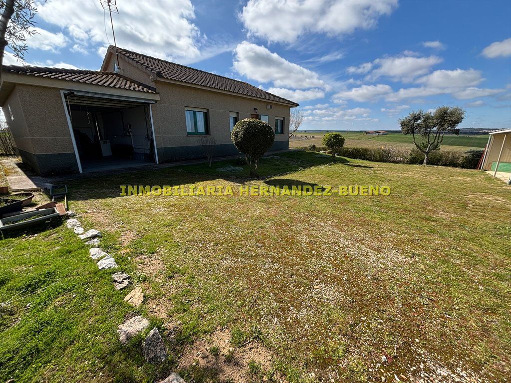 House or chalet for sale in Calvarrasa de Arriba  with Heating and Terrace