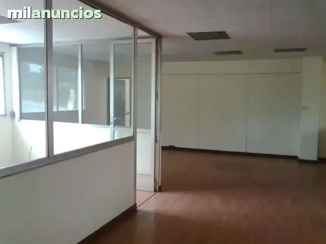 Nave industrial en venta en Lugo