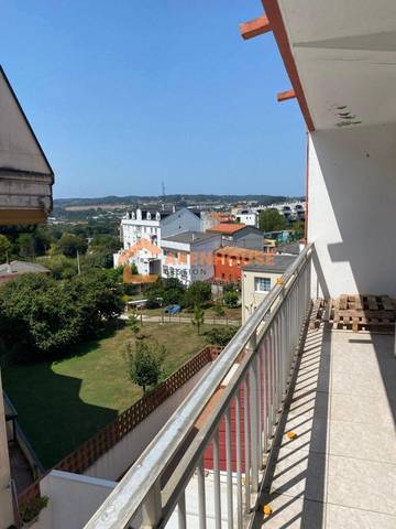 Piso en Venta en Cambre