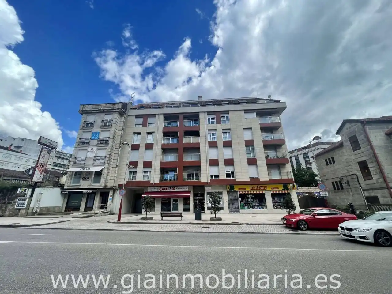 Exterior view of Office for sale in O Porriño    with Air Conditioner and Heating