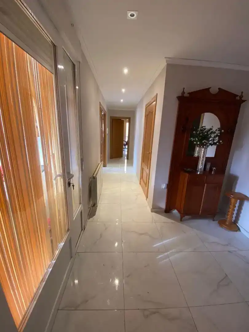 Casa adosada en venda en Valdeganga amb Balcó