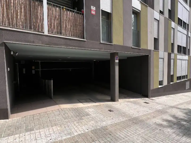Parkplatz von Garage zum Verkauf in Montgat