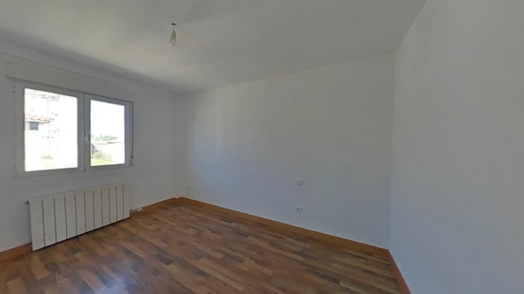 Habitación de Piso en venta en Zaragoza con Calefacción, Parquet y Horno