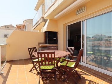 Casa aparellada amb jardí en venda a Carretera Carretera Port de la Selva a Llançà