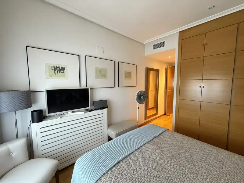 Habitación de Piso de alquiler en Madrid con Aire acondicionado, Calefacción y Jardín privado