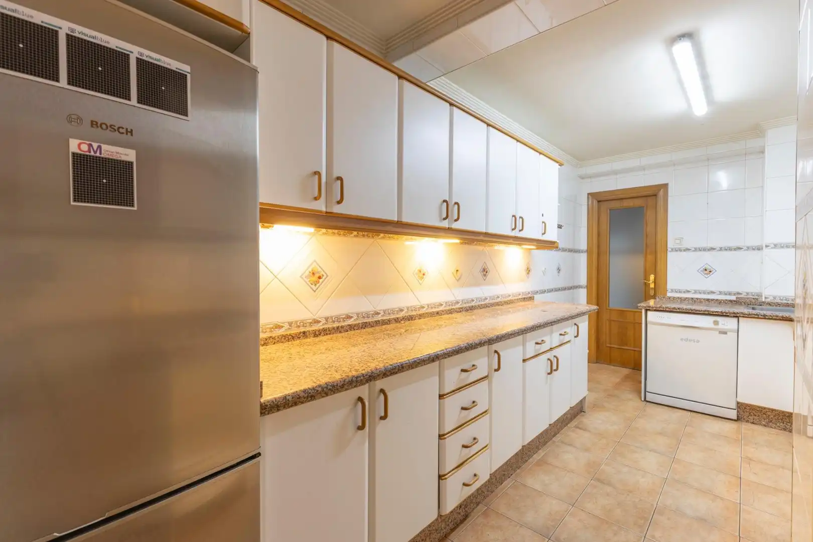 Cocina de Piso en venta en Granada con Calefacción