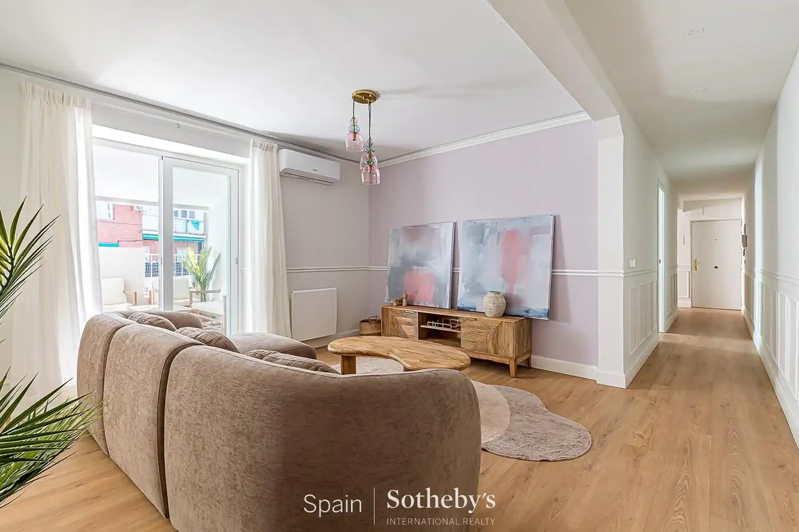 Sala d'estar de Àtic en venda en Madrid amb Aire condicionat, Calefacció i Terrassa