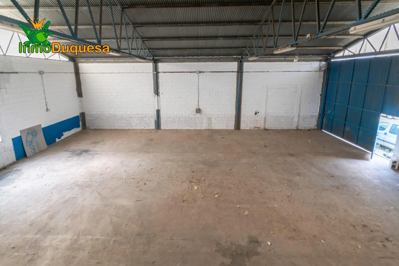 Industrial buildings for sale in Jun
