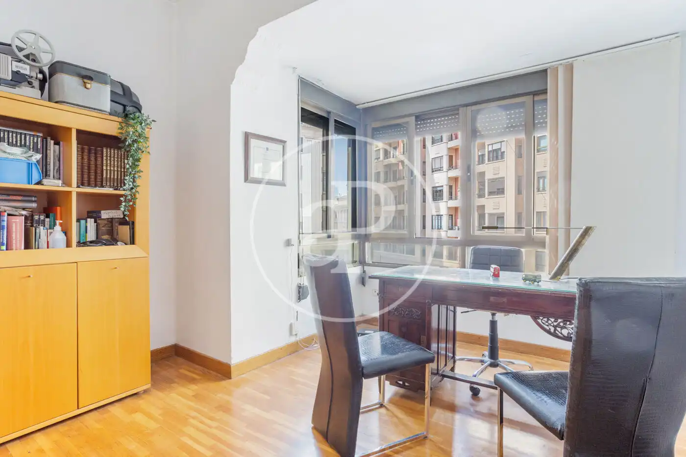 Piso de alquiler en  Valencia Capital con Aire acondicionado, Calefacción y Amueblado