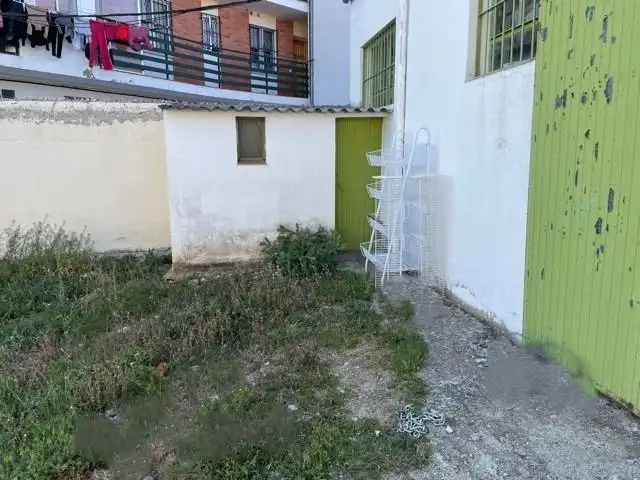 Fabrikhallen zum Verkauf in La Lastrilla 