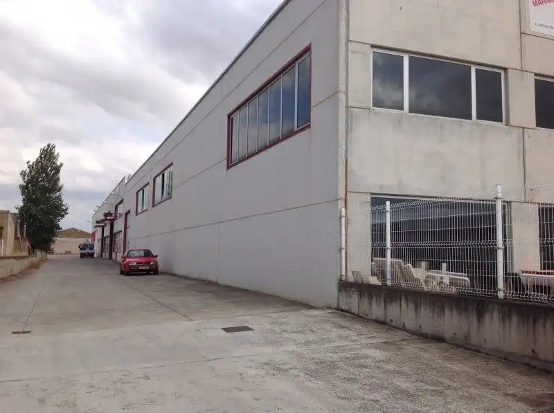 Industriegebäude zur Miete in Santo Domingo de la Calzada