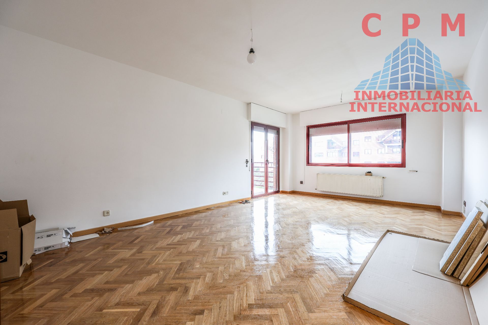 Sala d'estar de Àtic de lloguer en Boadilla del Monte amb Aire condicionat, Calefacció i Parquet