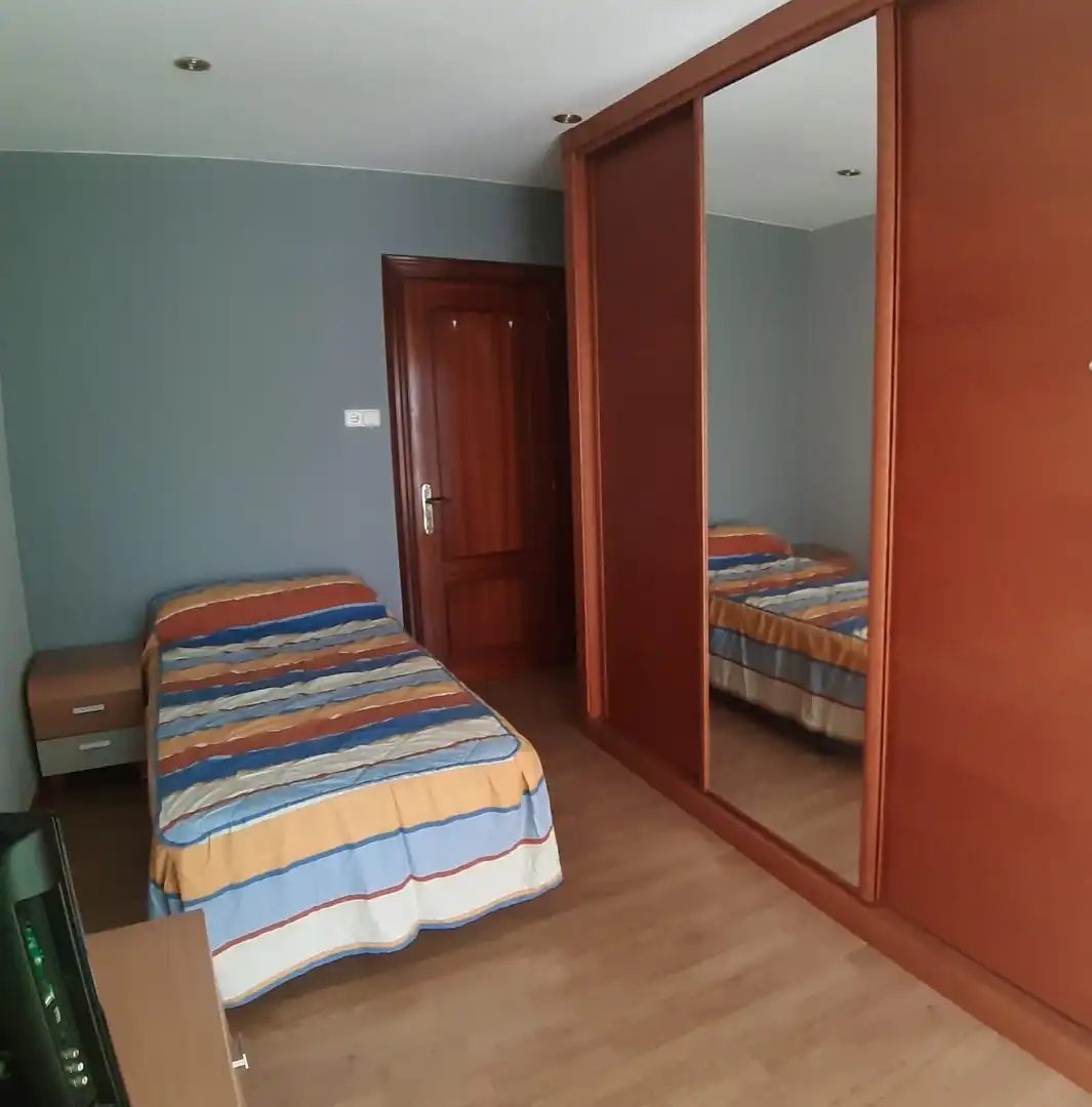 Flat with terrace to rent in Avenida de la Costa, imagen 6