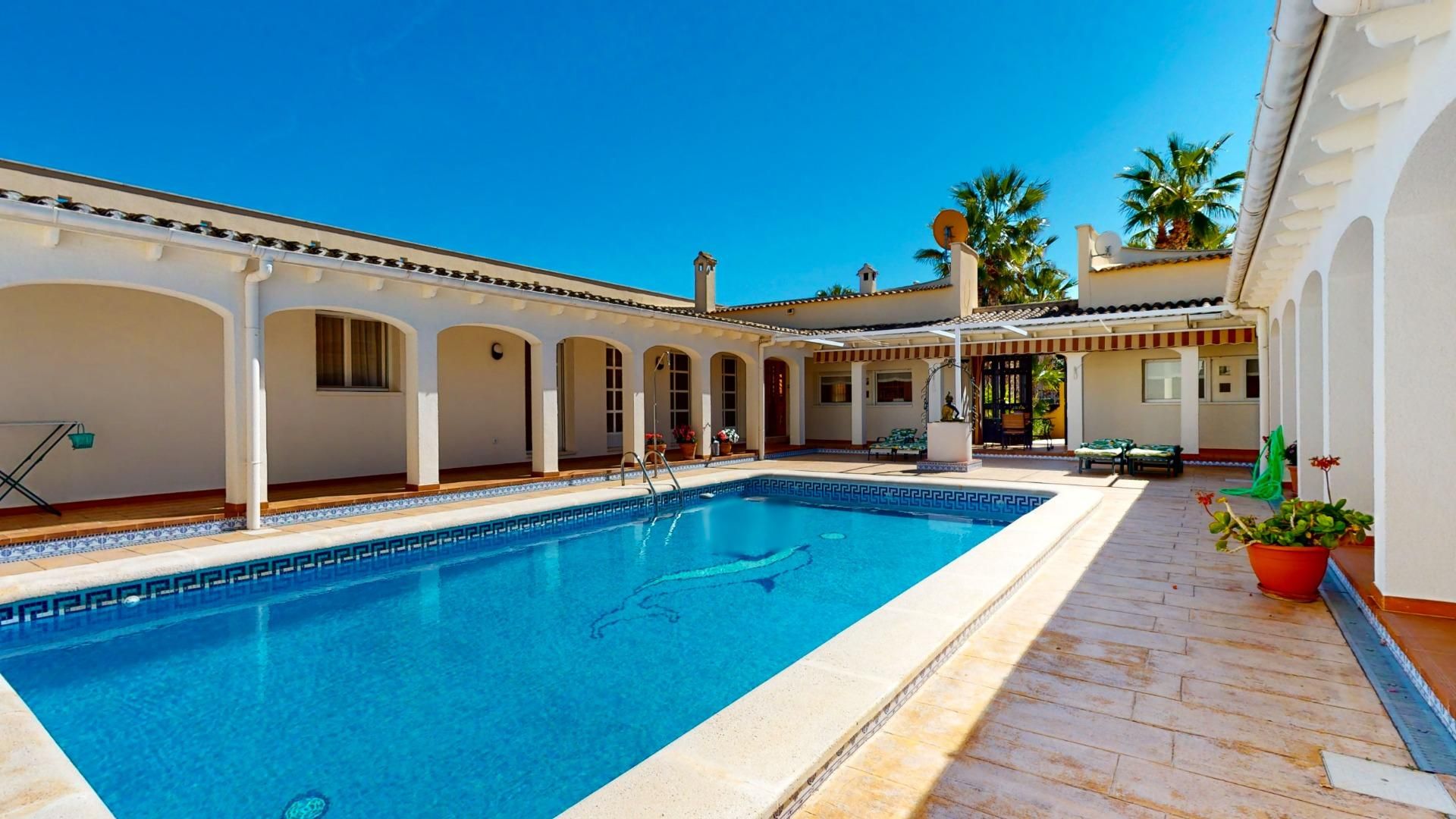 Swimming pool of House or chalet for sale in Orihuela  with Air Conditioner, Private garden and Storage room