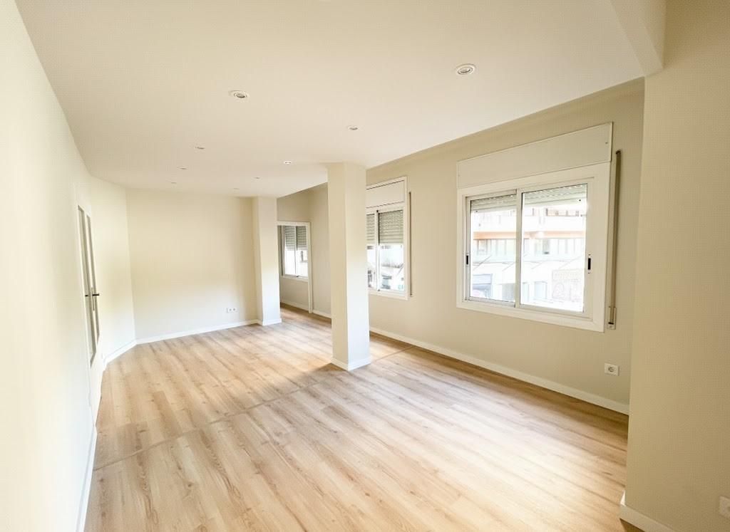 Pis de lloguer a Avenida de Josep Tarradellas, Barri de les Corts