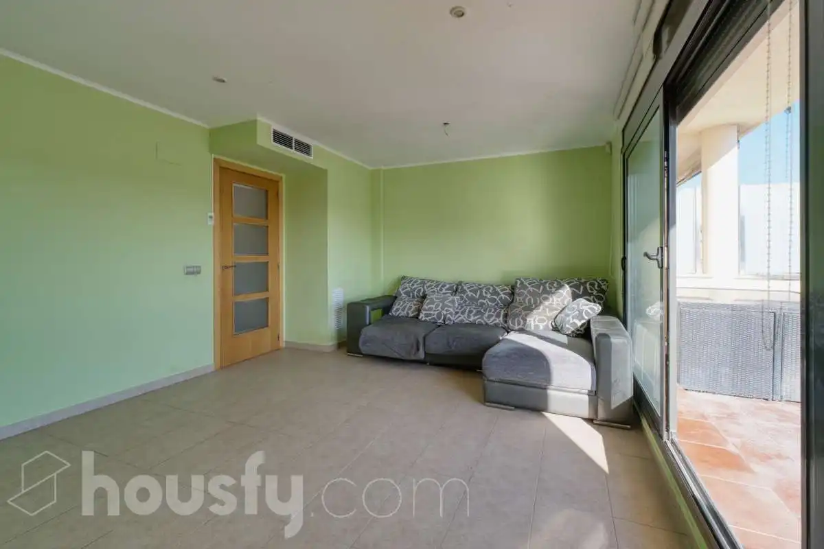 Wohnzimmer von Maisonette zum Verkauf in Roda de Berà mit Klimaanlage, Terrasse und Abstellraum