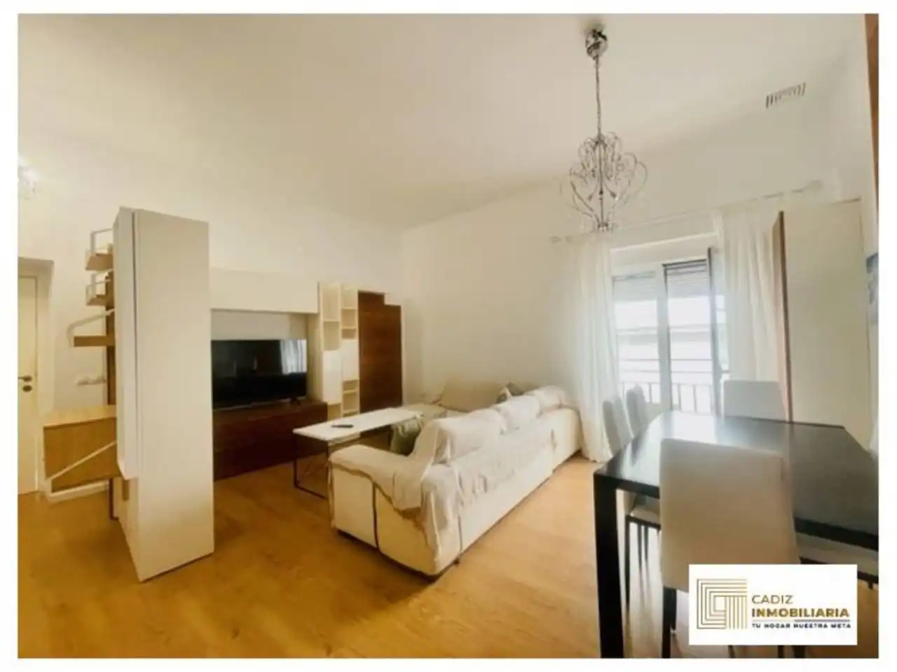 Wohnzimmer von Wohnung zur Miete in Cádiz