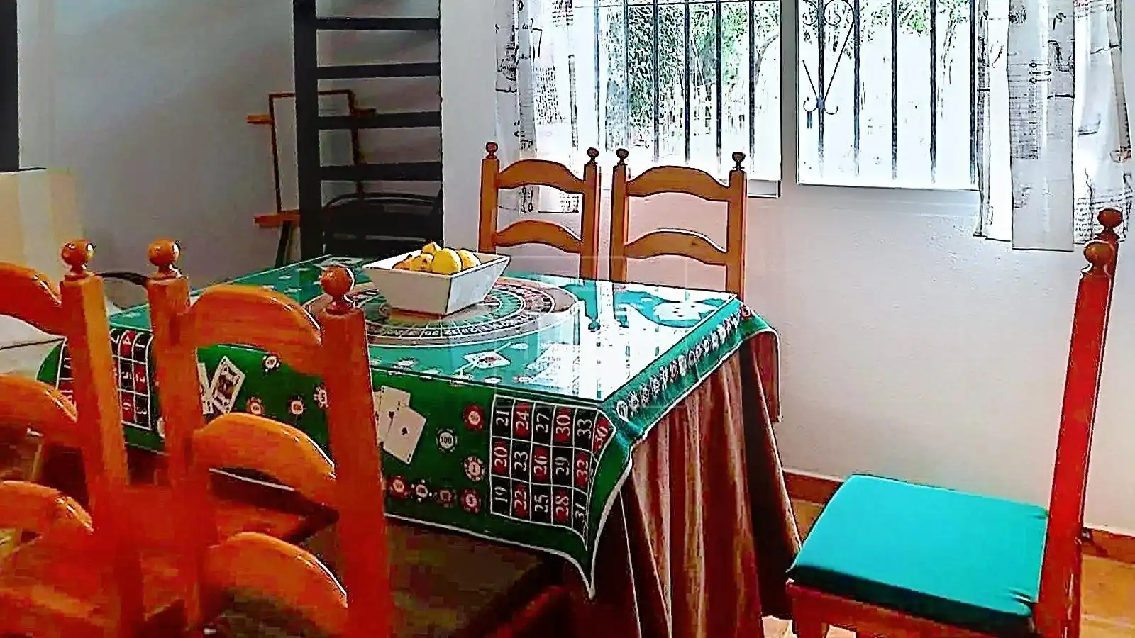 Comedor de Casa o chalet en venta en Cúllar Vega con Aire acondicionado, Calefacción y Jardín privado