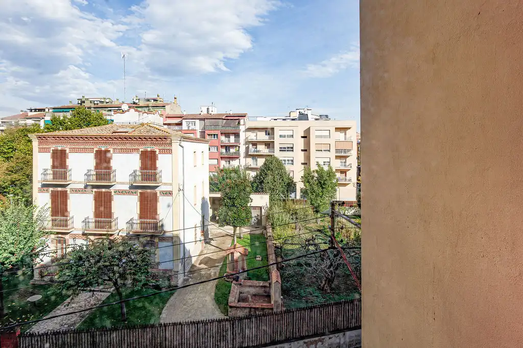 Vista exterior de Piso en venta en Veïnat