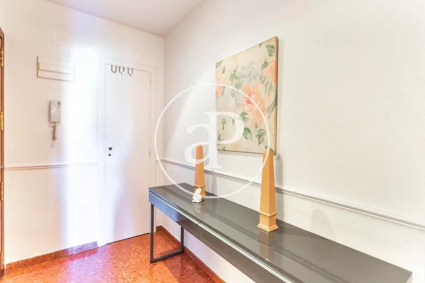 Piso de alquiler en Valencia con Calefacción, Jardín privado y Amueblado