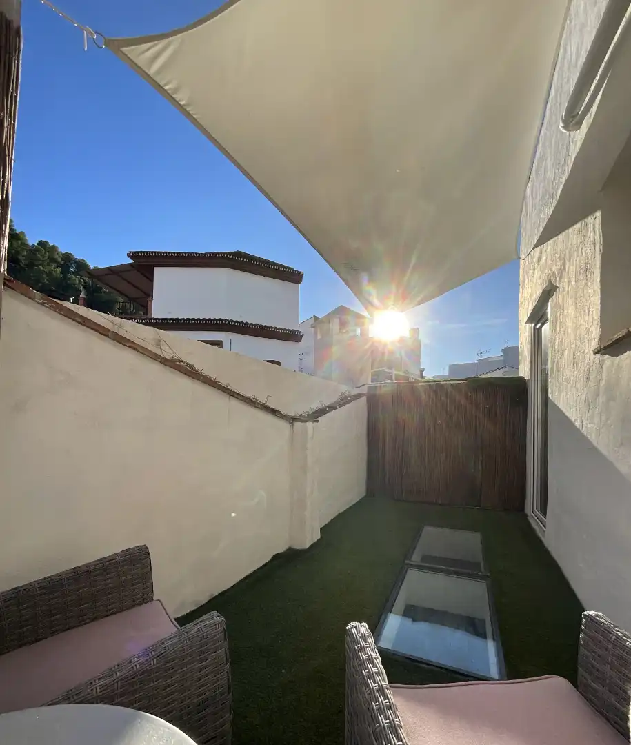 Jardí de Casa adosada en venda en Monda amb Calefacció, Terrassa i Forn