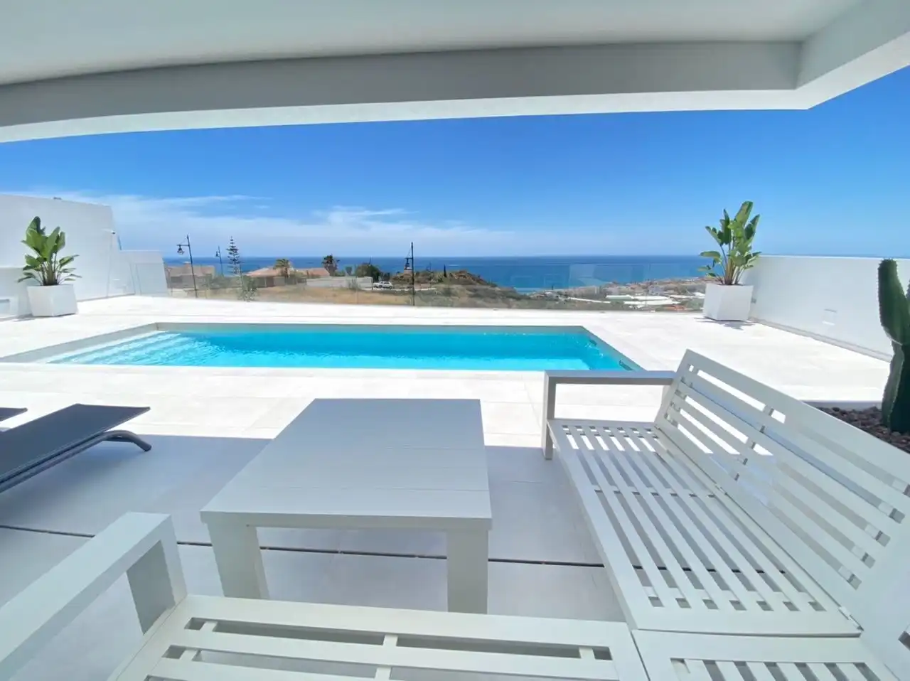 Terrassa de Casa o xalet en venda en Torrox amb Aire condicionat, Calefacció i Jardí privat