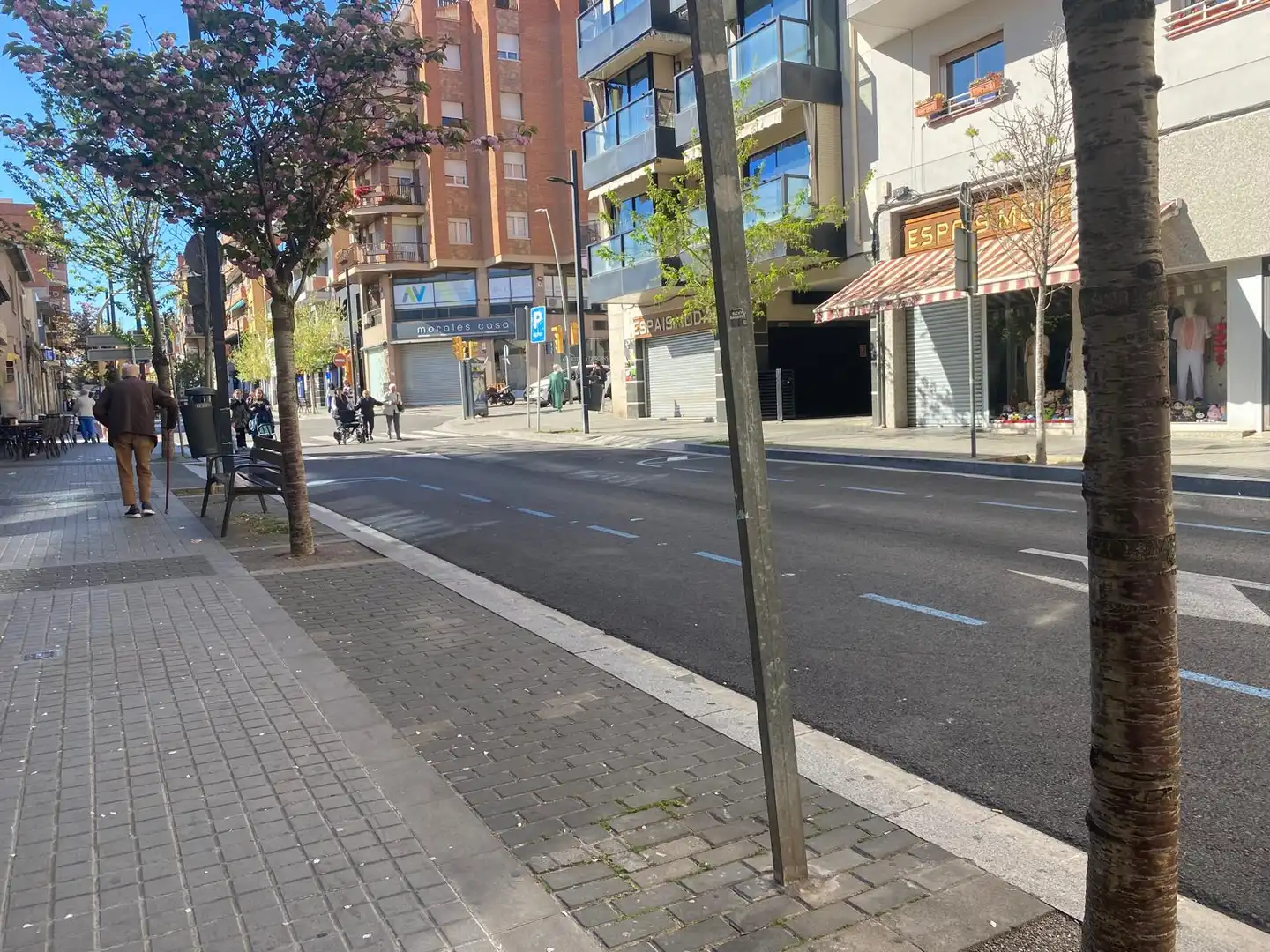 Vista exterior de Piso en venta en Ripollet con Aire acondicionado, Calefacción y Parquet