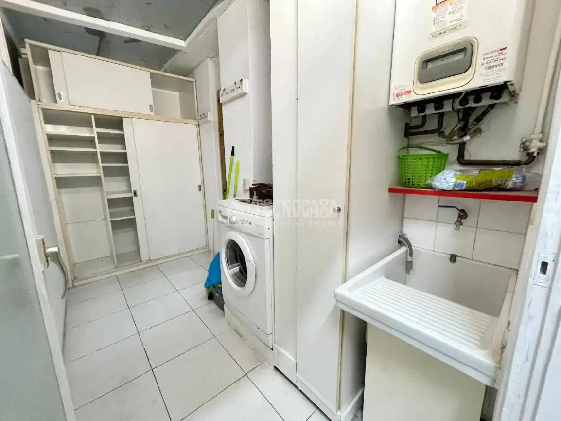 Cocina de Piso en venta en Barcelona con Calefacción