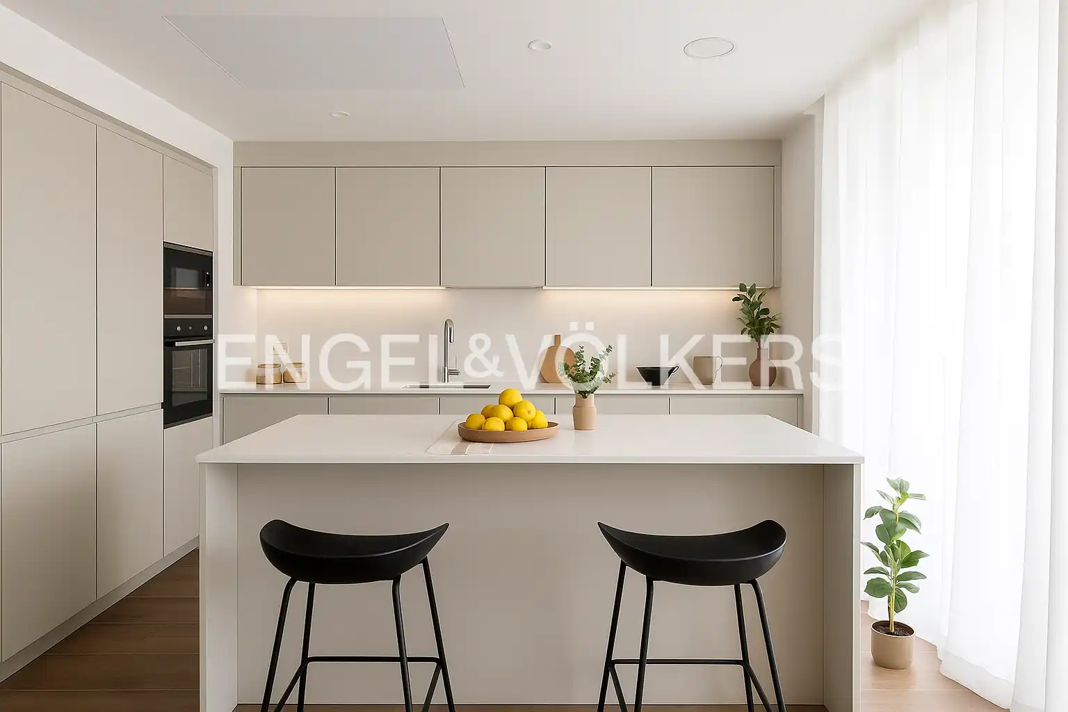 Kitchen of Flat for sale in Valencia  with Air Conditioner, Heating and Terrace